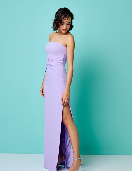 Vestido de fiesta largo lila con mangas capa