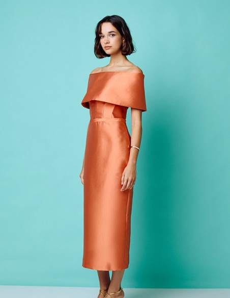 Robe de soirée midi avec encolure bandeau pêche