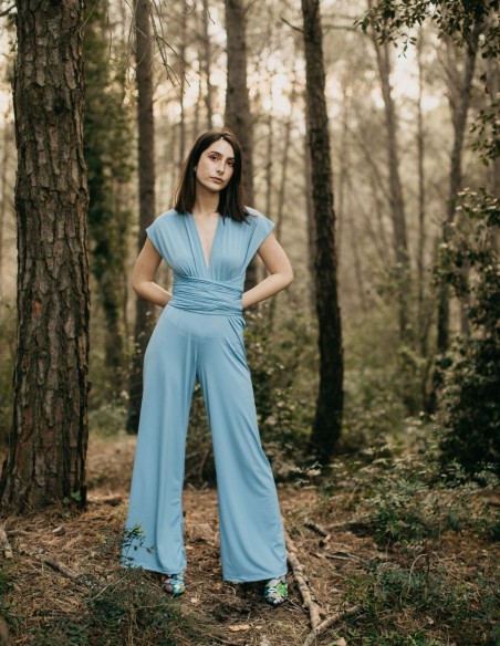 Mono de fiesta multiposición azul claro