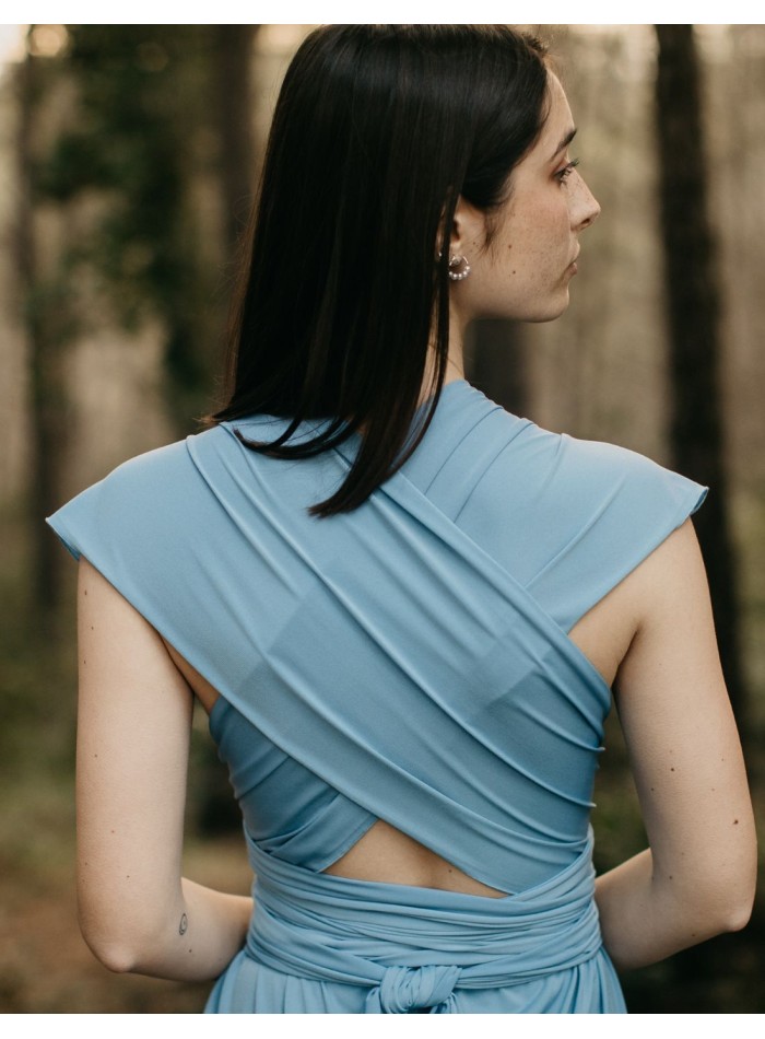 Mono de fiesta multiposición azul para invitada