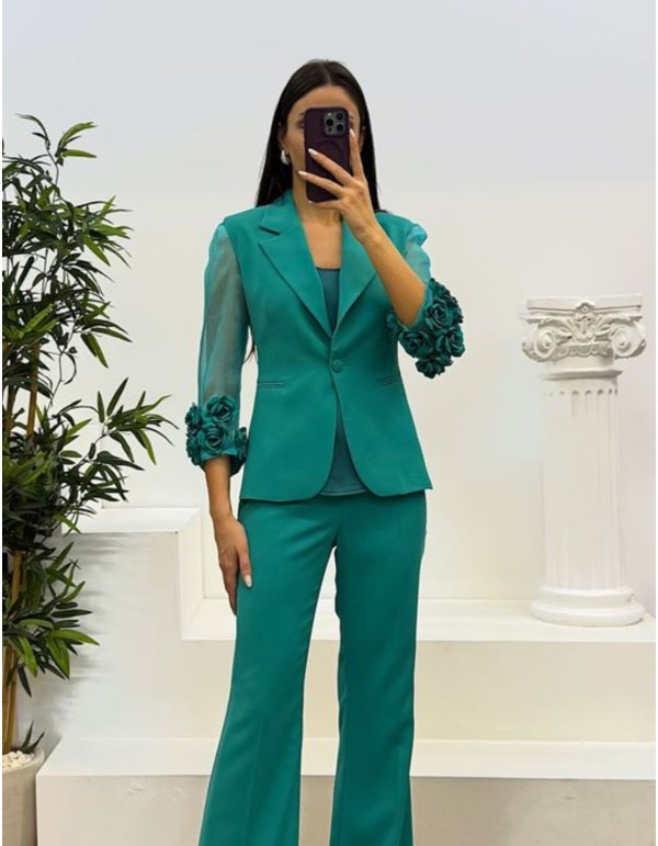 Suit with floral trimmed jacket and long pants 2