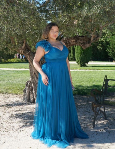 Robe longue en tulle avec épaule décorée pour invitée - Sandra Barneda