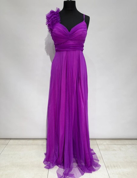 Robe longue en tulle avec épaule décorée pour invitée - Sandra Barneda