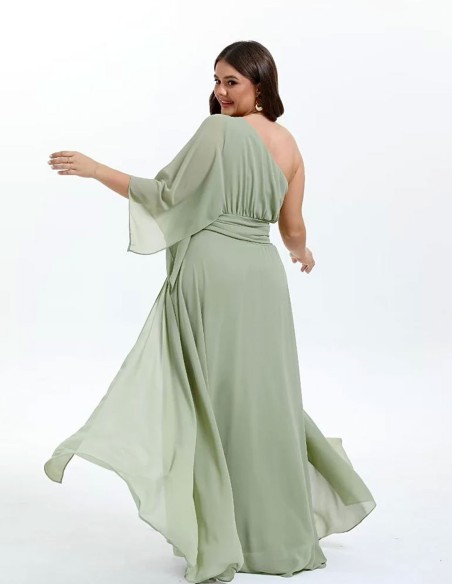 Robe de soirée longue avec encolure asymétrique en mousseline de soie