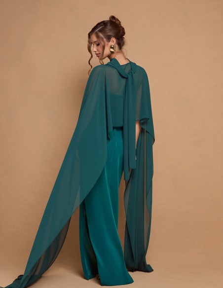 Strapless long dress with emerald green cape