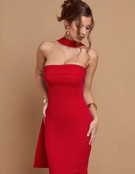 Vestido largo de fiesta rojo palabra de honor con fular