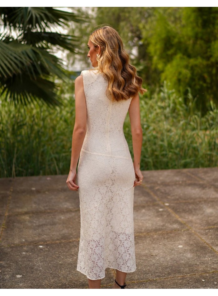 Vestido midi blanco roto con hombreras