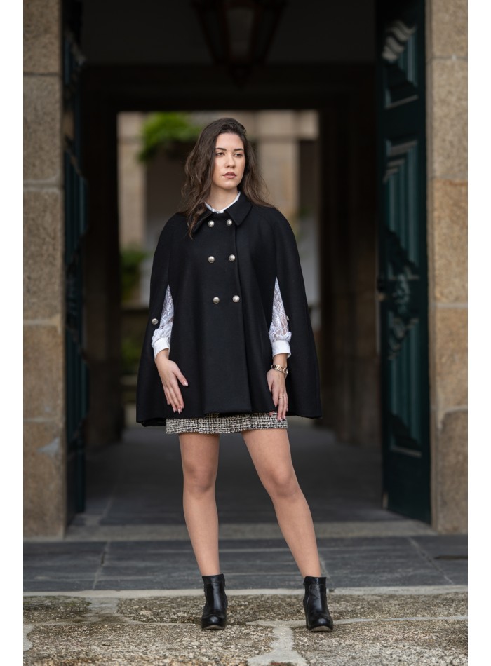 Long black coat with front buttons