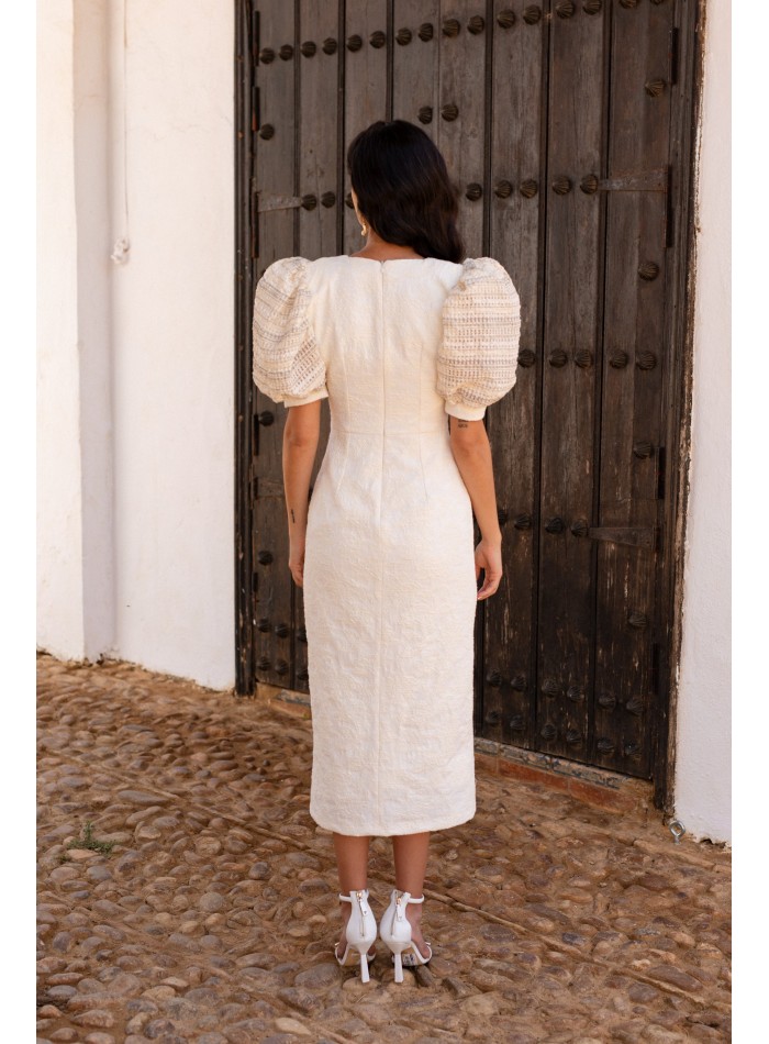 Vestido de cóctel blanco con manga corta abullonada para mama comunion