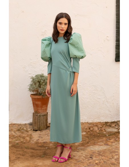 Robe midi drapée vert menthe à manches longues bouffantes