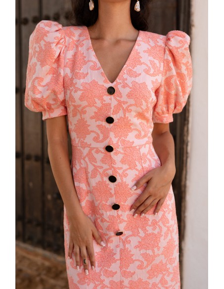 Robe de cocktail en jacquard floral saumoné