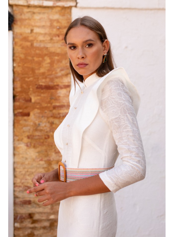 Vestido midi blanco de encaje floral y solapas para bodas