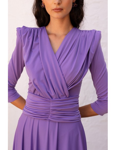 Robe midi en maille mauve avec corsage drapé