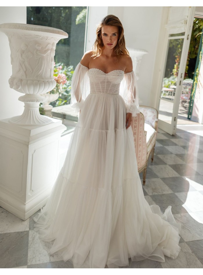 Robe de mariée longue avec corset et longues...