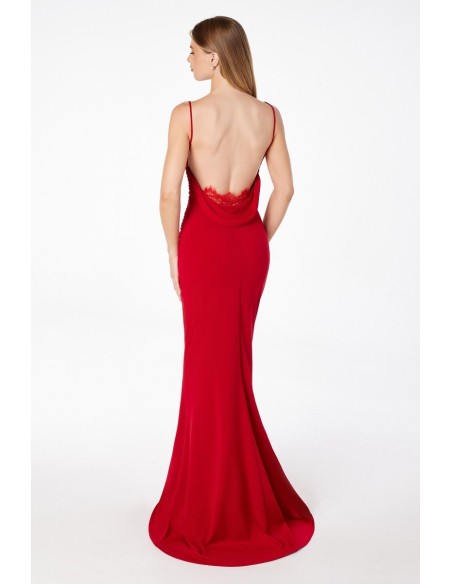 Robe de soirée longue et ajustée avec dos ouvert et détails en dentelle