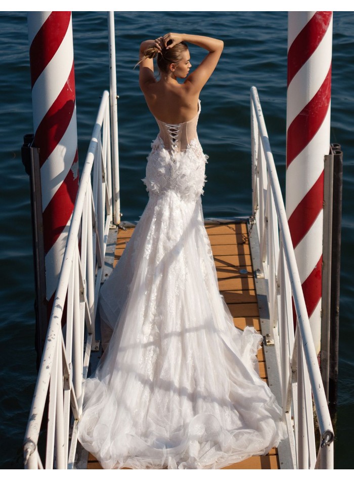 Long corset wedding dress with detachable sleeves