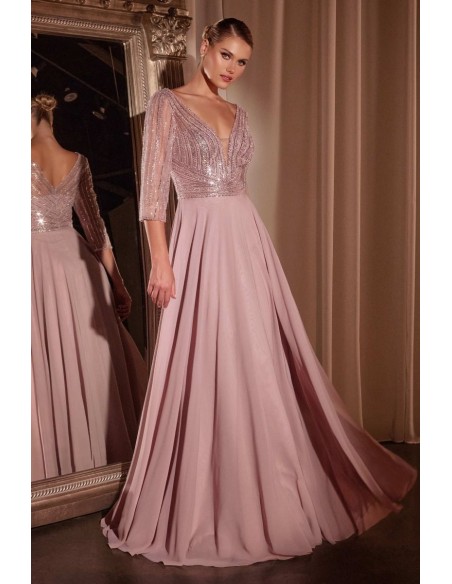 Long gown with V-neck and sleeves