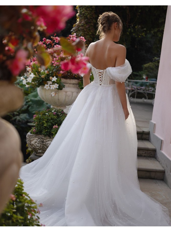 Ivory wedding dress with sweetheart neckline...