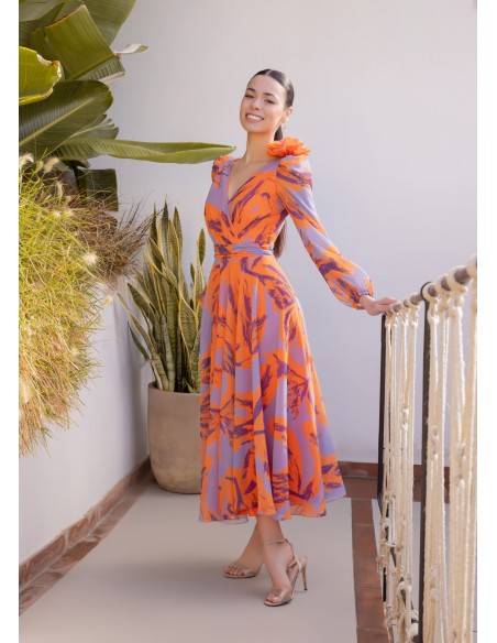 Vestido midi estampado con escote en V