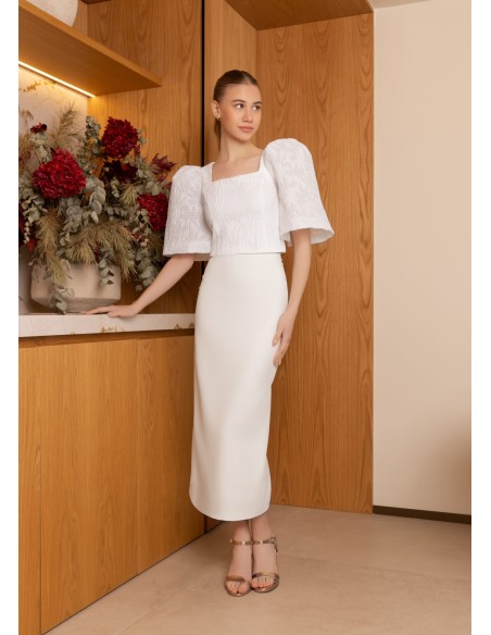 Set de dos piezas para invitada con mangas abullonadas