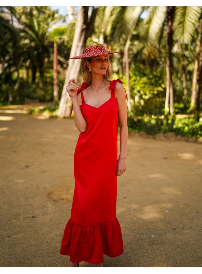 Robe midi rouge avec laçage et volants sur la jupe