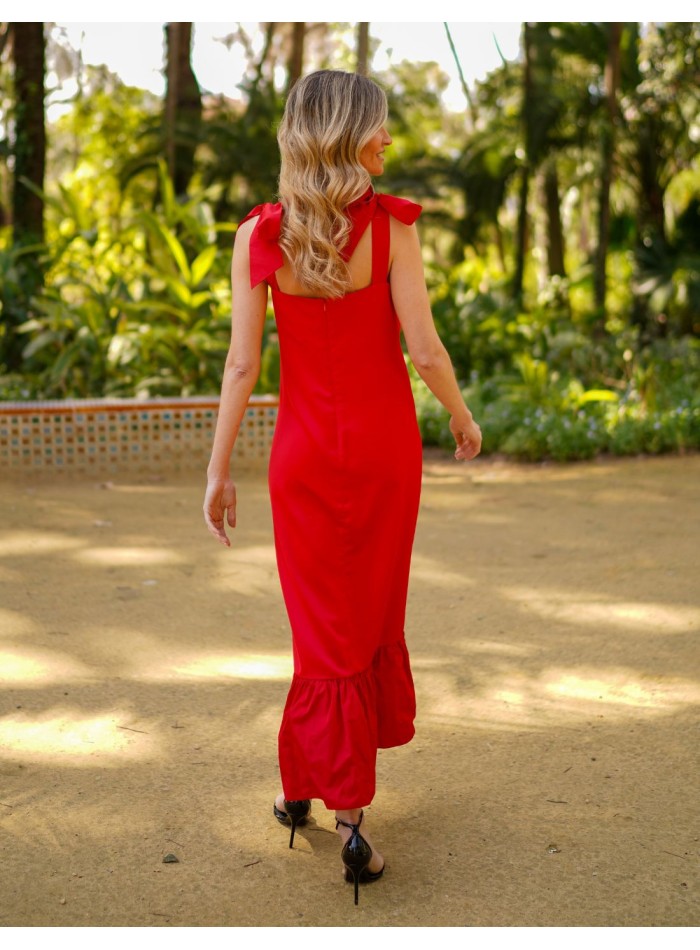 Vestido midi rojo con lazada y volante en la falda para bautizos