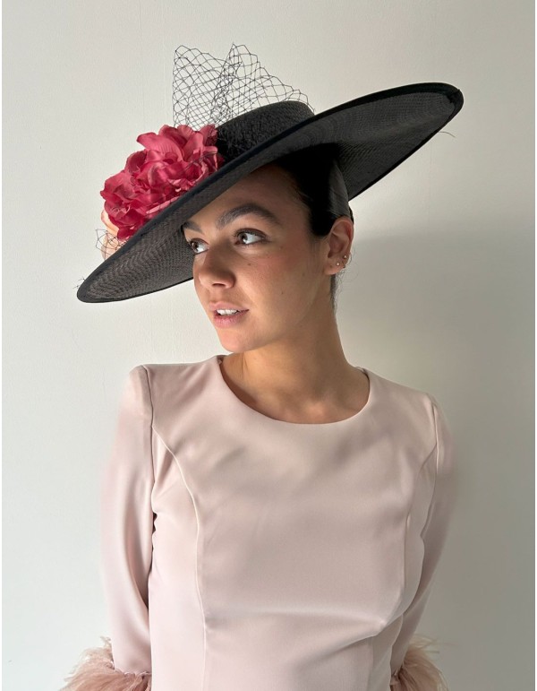 Pamela con base negra y flores de color 2