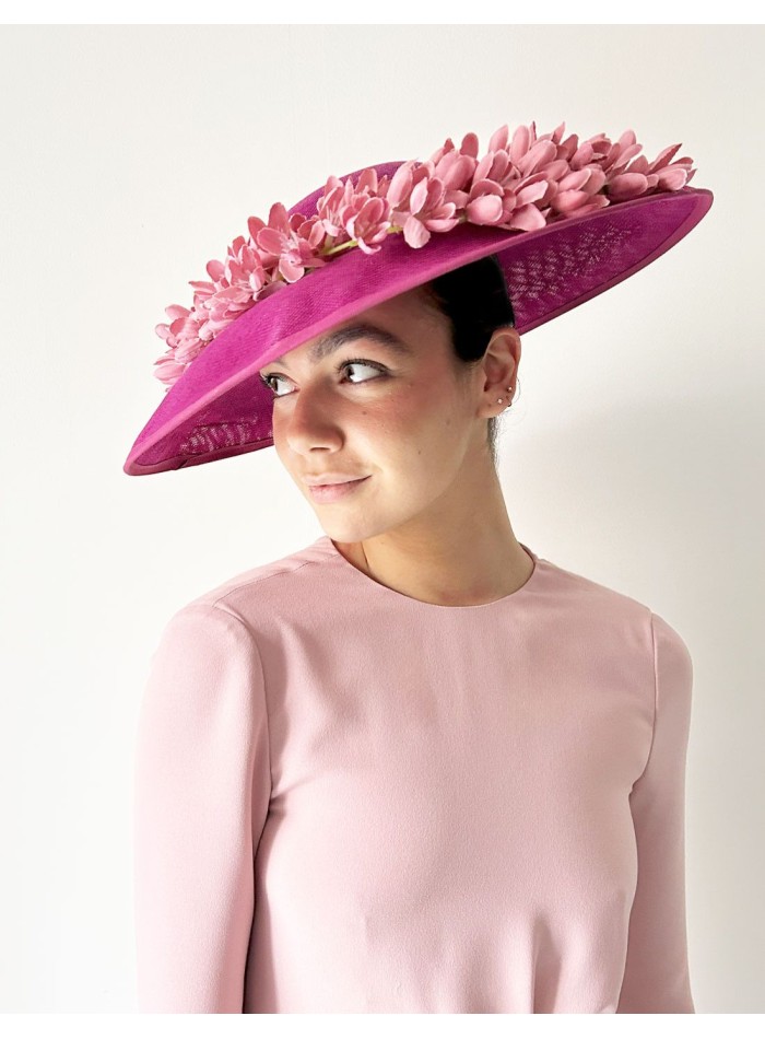 Pamela de invitada buganvilla con detalle flores