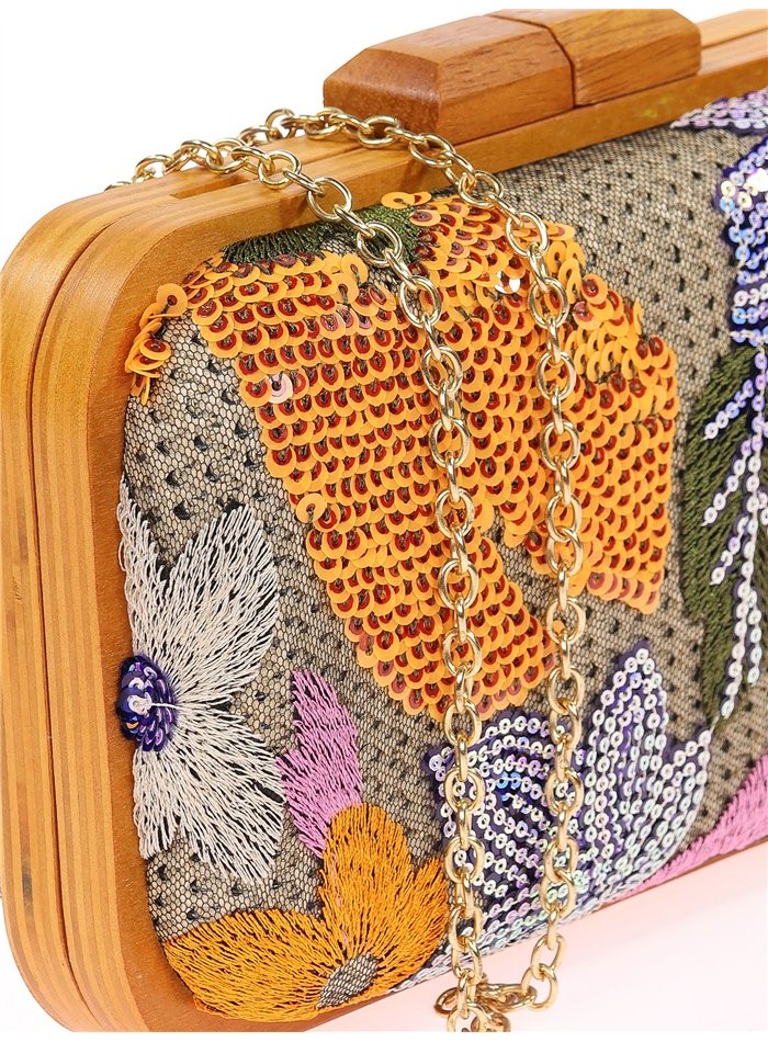 Bolso de mano con pedrería floral cosida a mano naranja