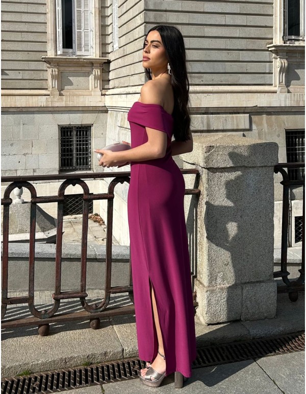 Robe longue de soirée pour invitée avec encolure bardot 2