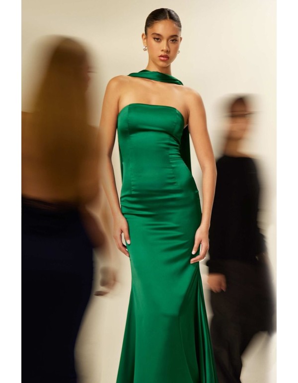 Vestido de fiesta palabra de honor ajustado con chal a juego 2