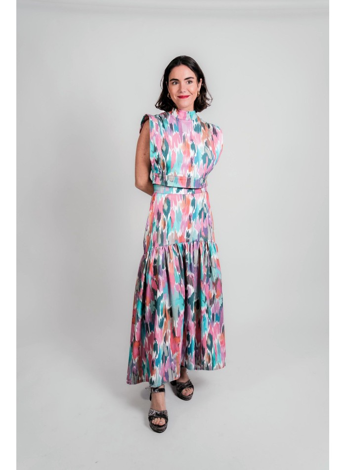 Blusa de fiesta estampada con corte moderno