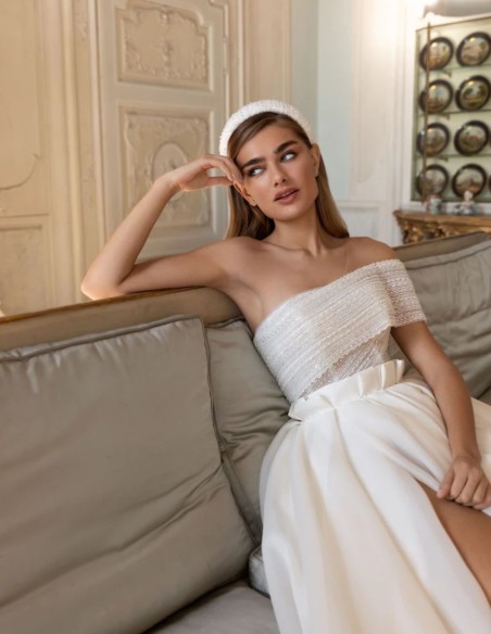 Asymmetrical neckline wedding dress with side slit skirt