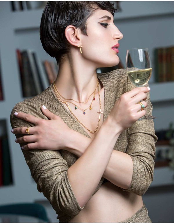 Eme Jewels rainbow necklace at INVITADISIMA. To be the ideal guest 2