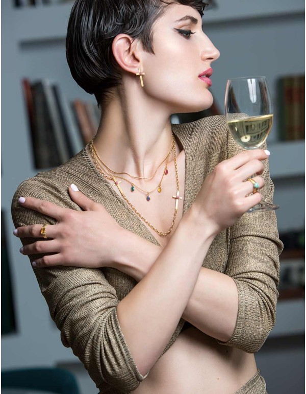 Eme Jewels crosses necklace for INVITADISIMA. Perfect guest. 2
