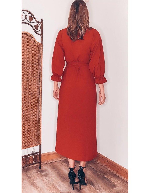 Red crepe draped dress by CoCo VeVe for INVITADISIMA 2