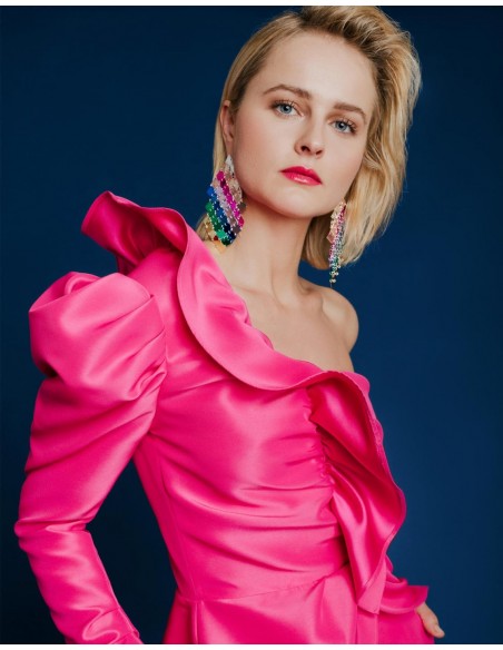 Top asimétrico con volante para fiestas