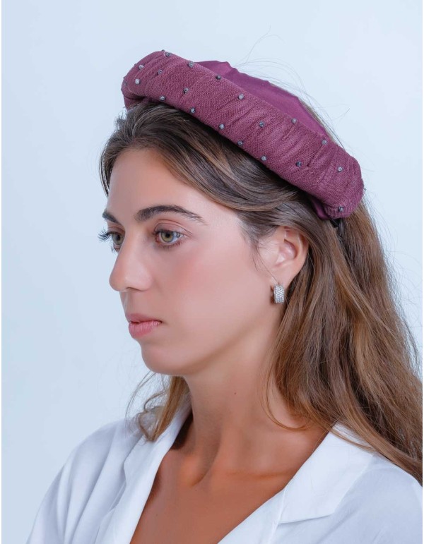 Diadema maxi cruzada burdeos con tul y piedras de Margarita Sangiovanni 2