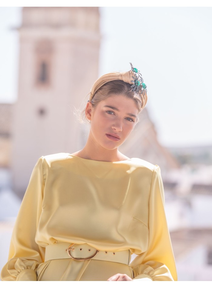 Beige silk headband with flowers and jade stones