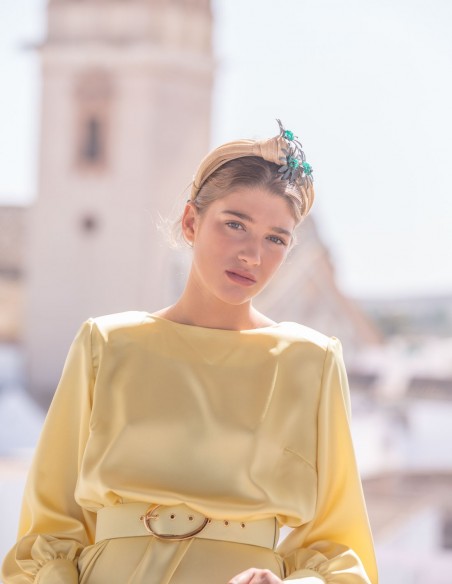 Beige silk headband with flowers and jade stones