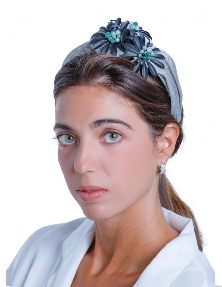 Grey silk headband with jade stones de Margarita Sangiovanni