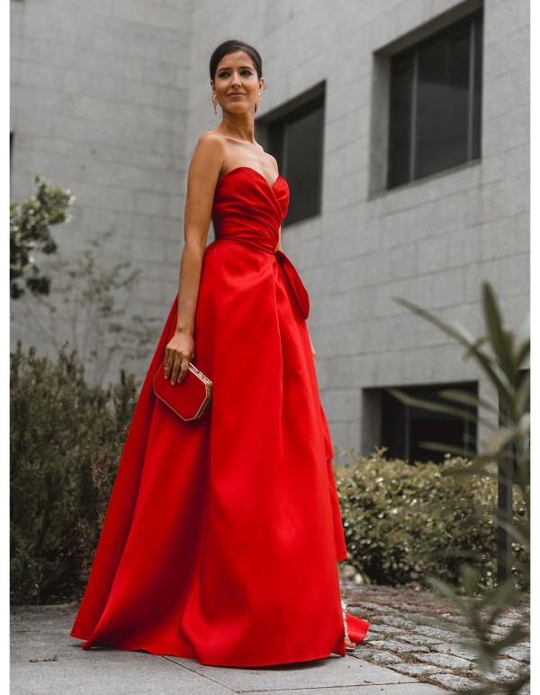 Vestido largo rojo escote corazón - INVITADA PERFECTA 2