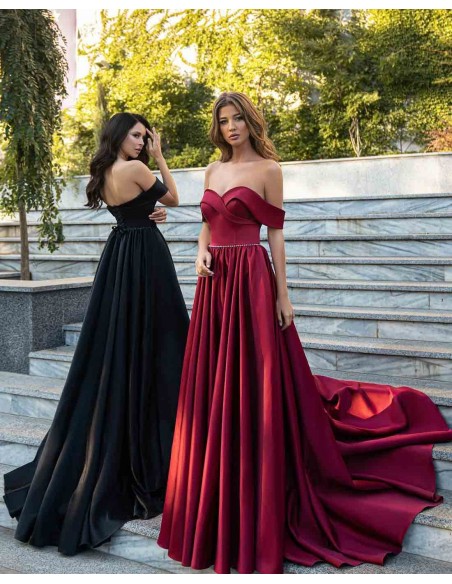 Long wedding dress with boat neckline