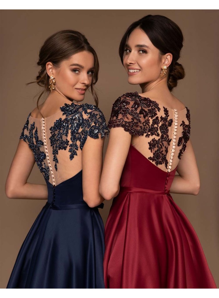 Vestido de fiesta largo en satén con espalada efecto tatuaje de pedrería-1