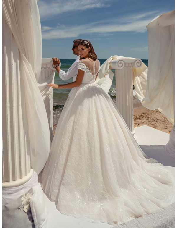 Vestido de novia de corte princesa con escote barco y manga larga con espalda transparente Jeorjett Fashion Group - 1 2