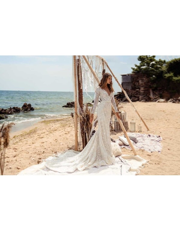 Flared wedding dress with crossover V-neckline and luxurious semitransparent lace 2