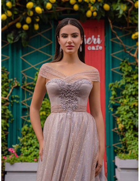 Powder pink long party dress with tulle crossover bandeau neckline at INVITADISIMA
