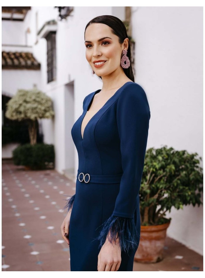 vestido-de-crepe-con-detalle-de-plumas-en-las-mangas Victoria Victim - 2 