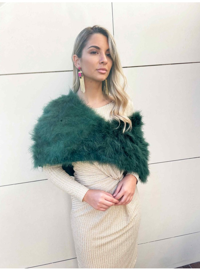 Estola de fiesta con plumaje natural de avestruz en verde Lauren Lynn London Accessories - 2