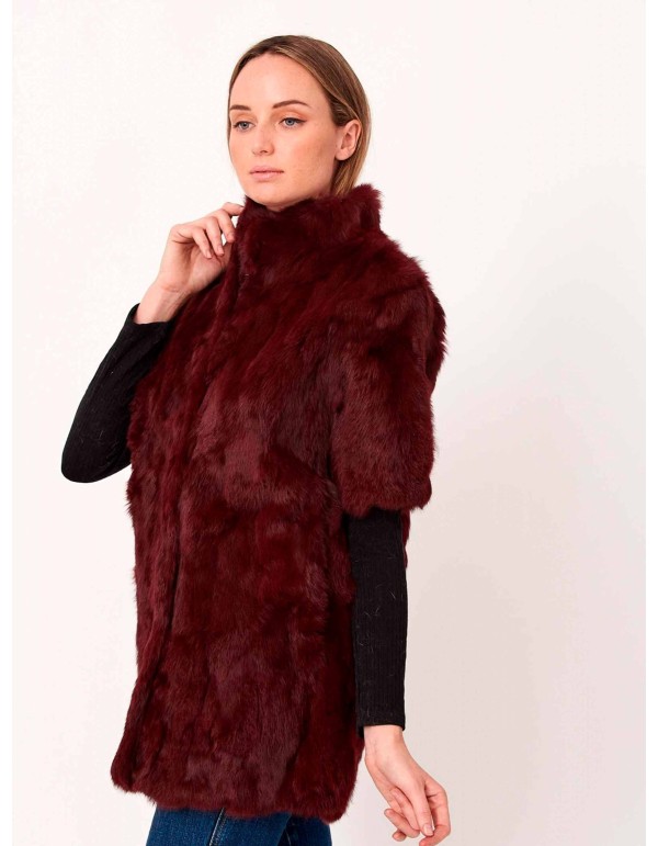 Abrigo de conejo con pelo granate y manga corta Lauren Lynn London Accessories - 3 2